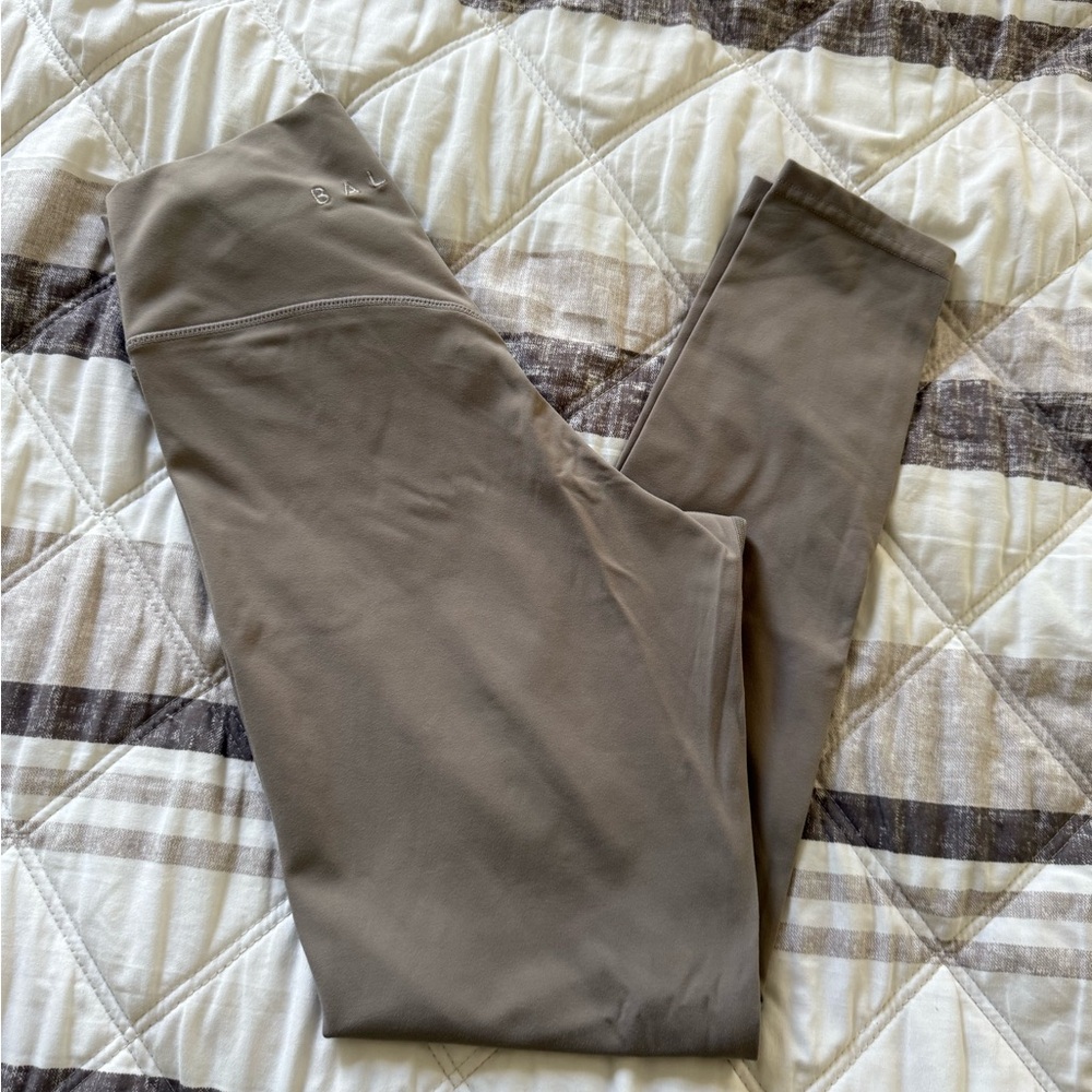 Balance Athletica Taupe Leggings - Picture 4 of 5